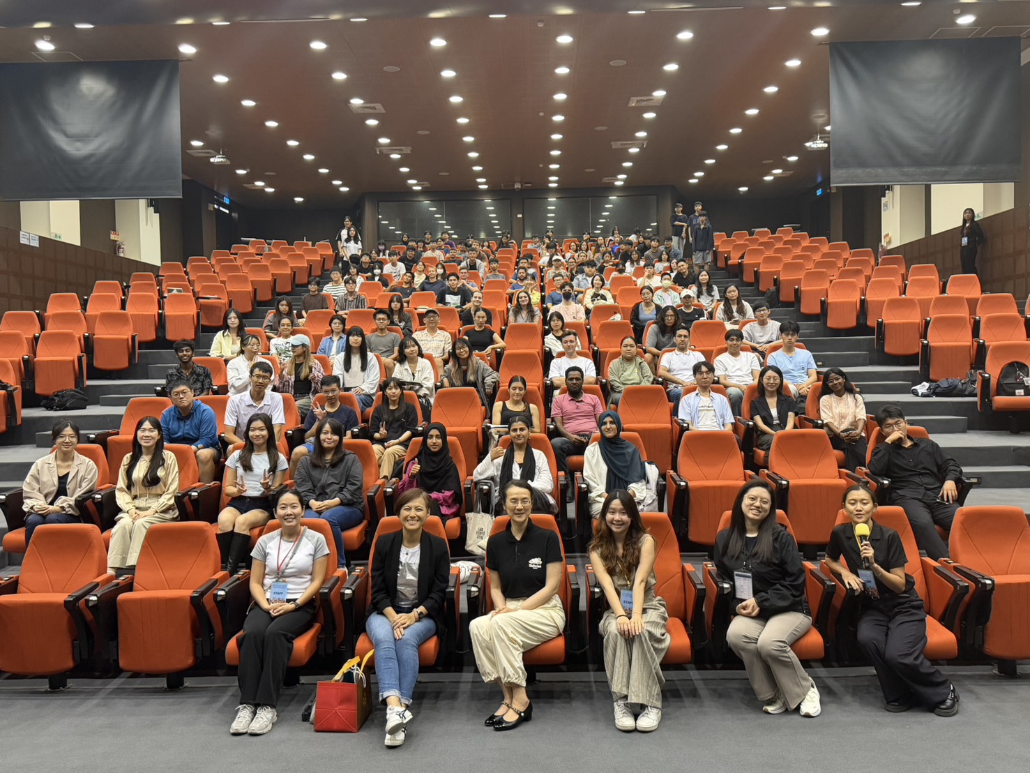 立足臺灣，鏈結全球：國際學生跨文化職場指南